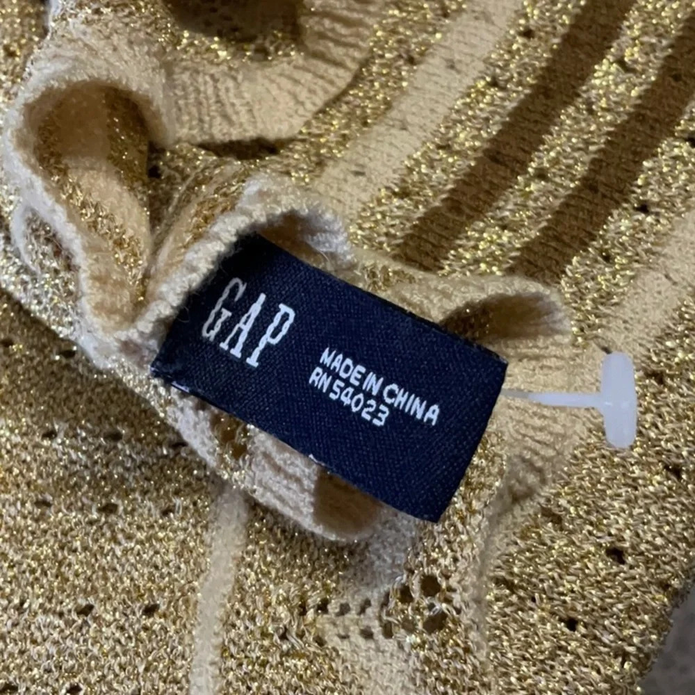 Gap - Picture 4 of 6